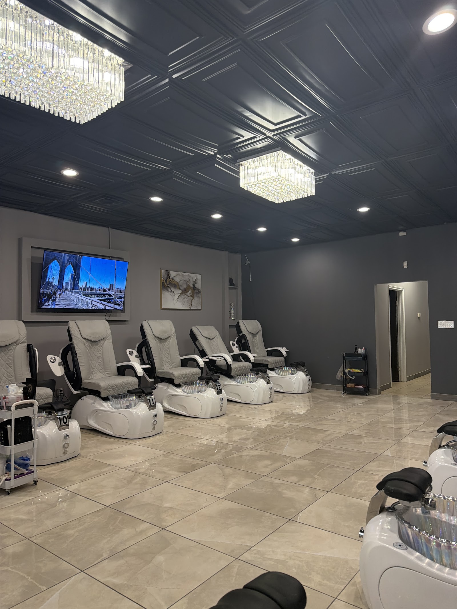 Venus Nails & Spa nail photo 1